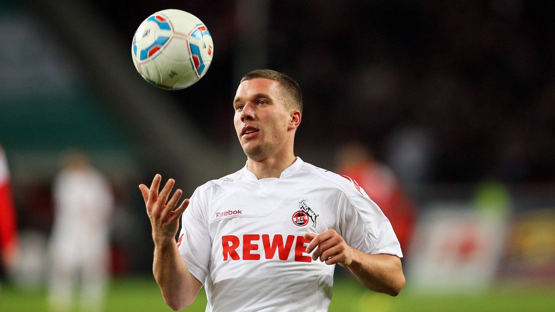 JIUYOU GAMING-洛杉矶FC球员获选月度最佳，表现突出，洛杉矶fc足球俱乐部